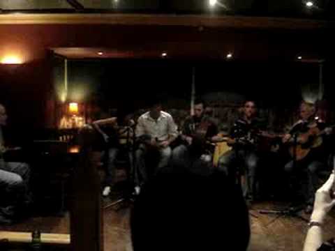 Merry Monk Sessions: Devane Family Feat Declan McH...