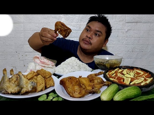 MENU SPESIAL MASAKAN ISTRI AYAM GORENG SAYUR ASEM IKAN ASIN+SAMBAL MANGGA... class=