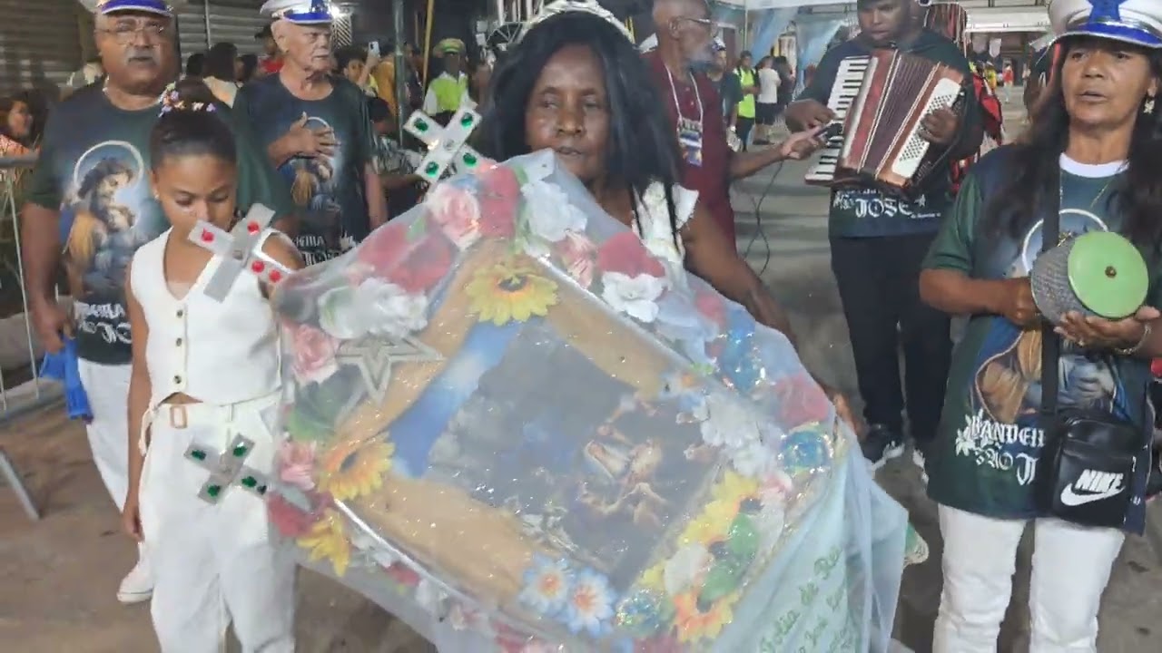 Bandeira São José no festival de Macuco RJ 