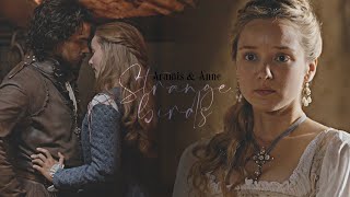 Aramis & Anne | Strange Birds Resimi