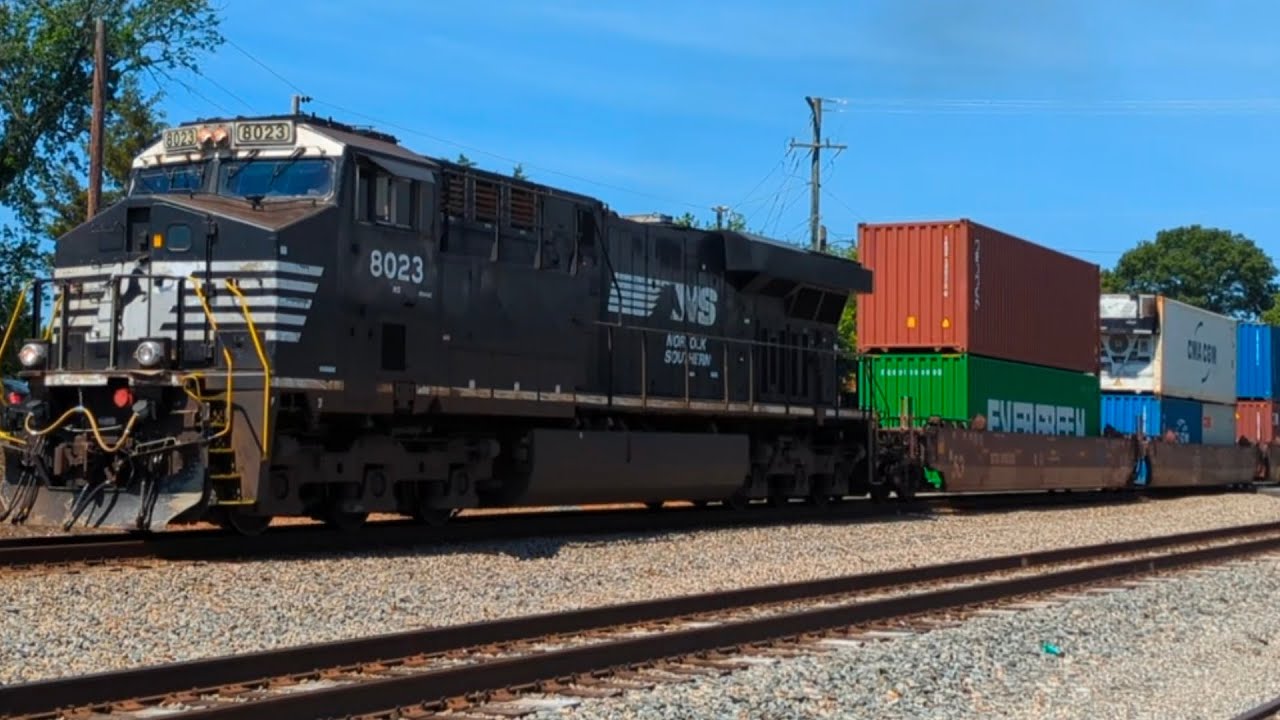 Norfolk Southern 278 thru Appomattox Virginia May 25, 2025