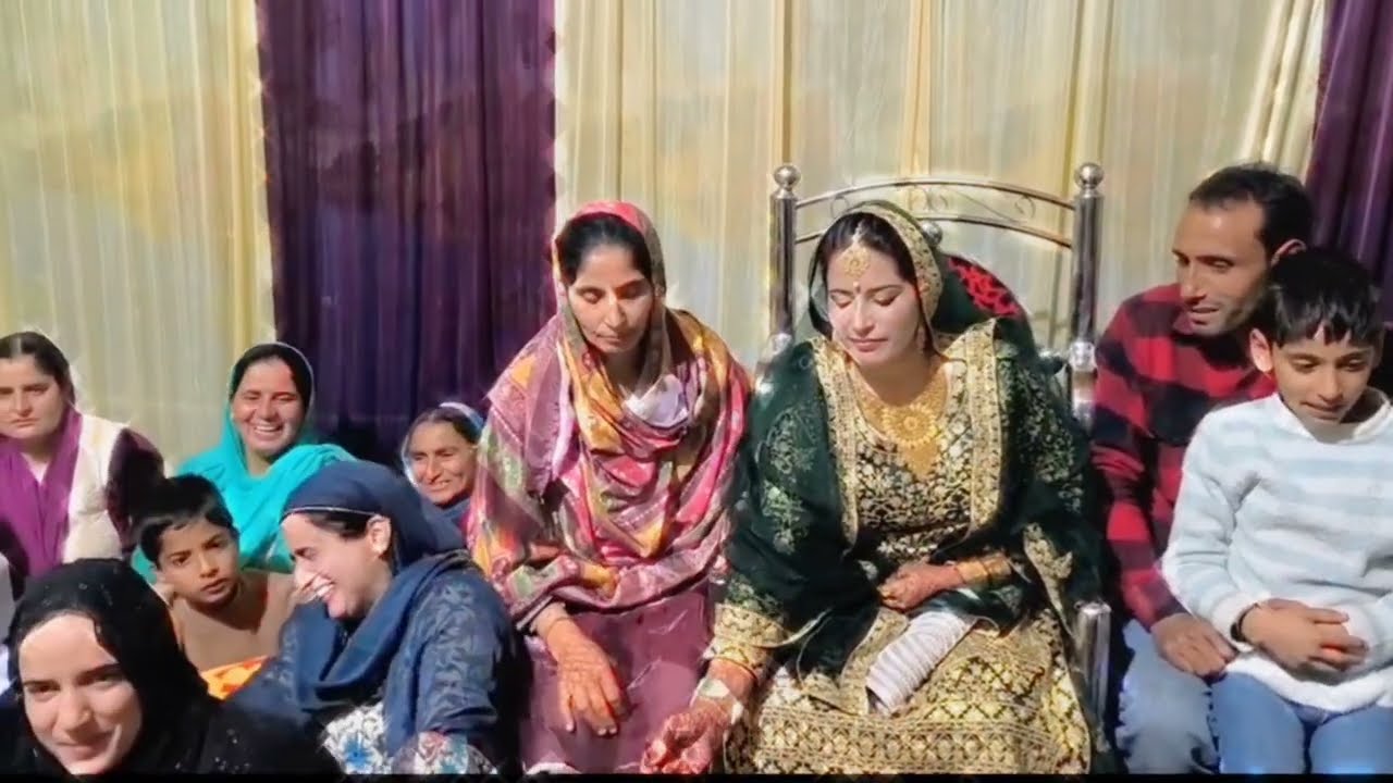 Kashmiri Song | Kashmiri Bride #KashmiriDulhan #kashmiriweddings #Kashmir