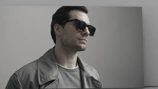 Fall/Winter 2019 BOSS eyewear campaign, starring actor Henry Cavill | BOSS Resimi