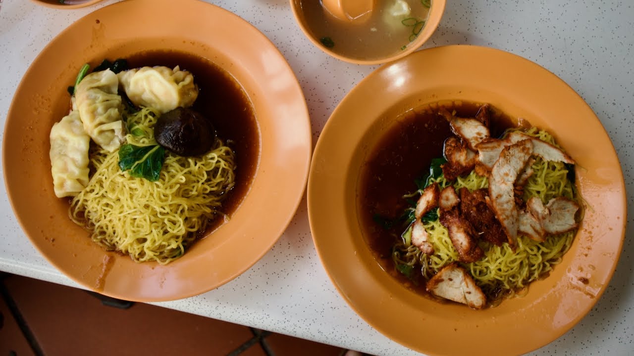 Отличный WANTON MEE старой школы в Bukit Timah! Уличная еда Сингапура