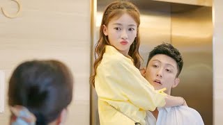 The CEO is about to kiss Cinderella, the mother-in-law appears, and Cinderella runs away!