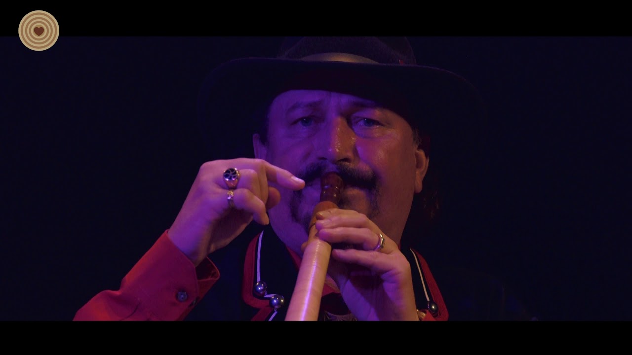 2015 WWD Culture Tour in Şişli, Istanbul, Turkey - Music of Wood - Tony Brazelton