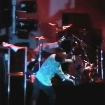 Kurt Cobain jumping into Dave Grohl’s drums
