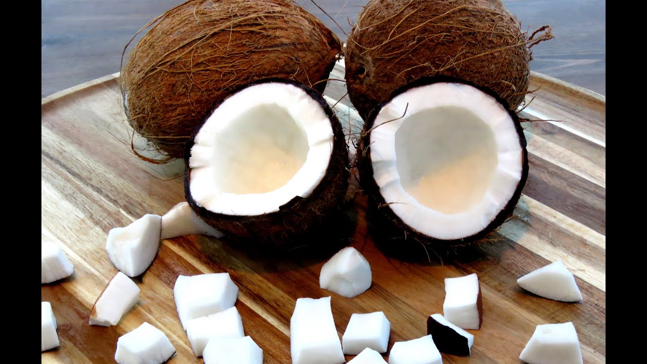 How To Crack Open a Coconut (Juicy Coconut Water and Yummy Coconut Meat