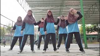 Tugas Pjok Anggota1izza Zahira F2hanaa Azkia3daliiyah Hilmi4nafisa Azzahra5zaidah Ir