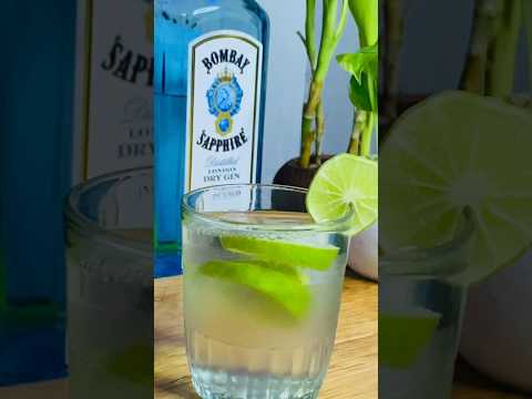 Bombay Sapphire Gin|&amp; lemon👌🏼🤤