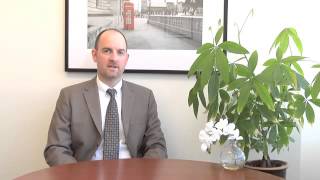 What are the benefits of using an outside payroll service?