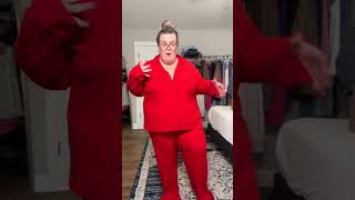 These pajamas come in plus size up to size 4X and they actually fit like a 4X