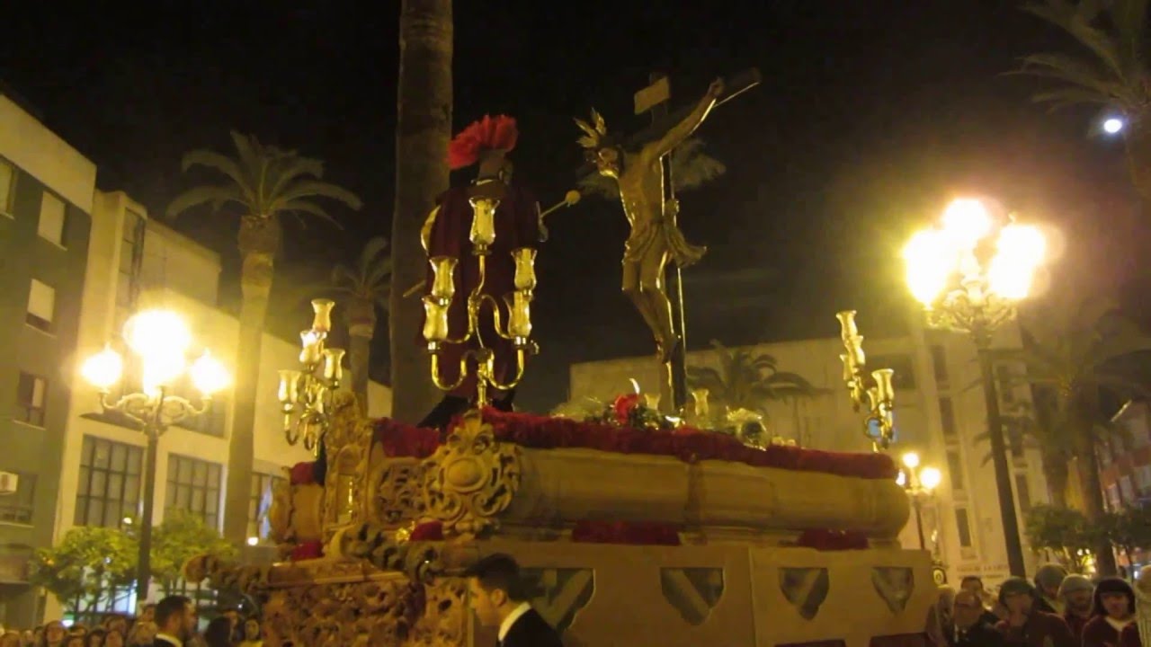 Cristo del Amor La Línea en la Plaza Fariñas 2016