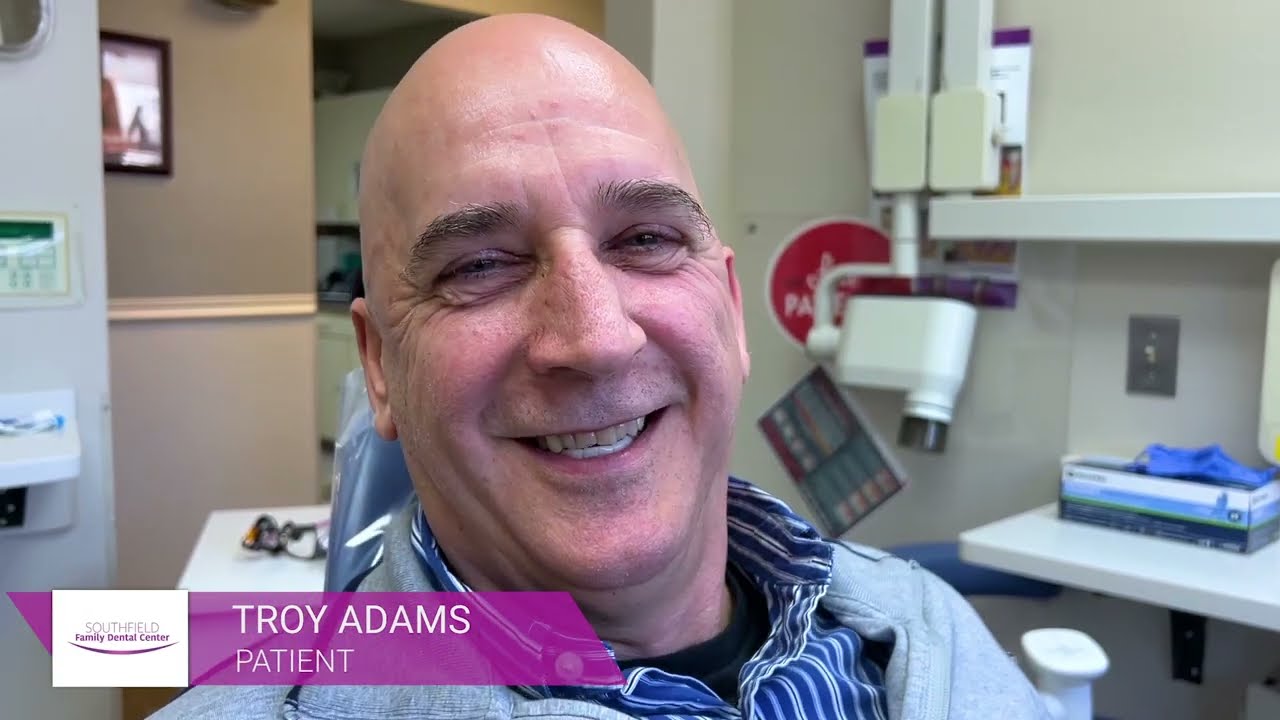 All-on-4 Dental Implants - Real Patient Testimony (Smile Transformation) 30 Sec Clip