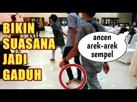 K0PLAK.!!! PAKE BAKIAK RAME-RAME KE HOTEL Jadi Pusat Perhatian