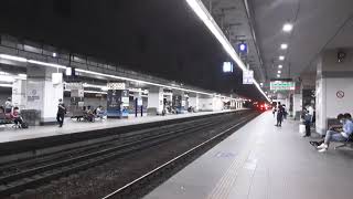 3033與3257（遲到29分）及326轉327柴聯自強新左營交會停靠