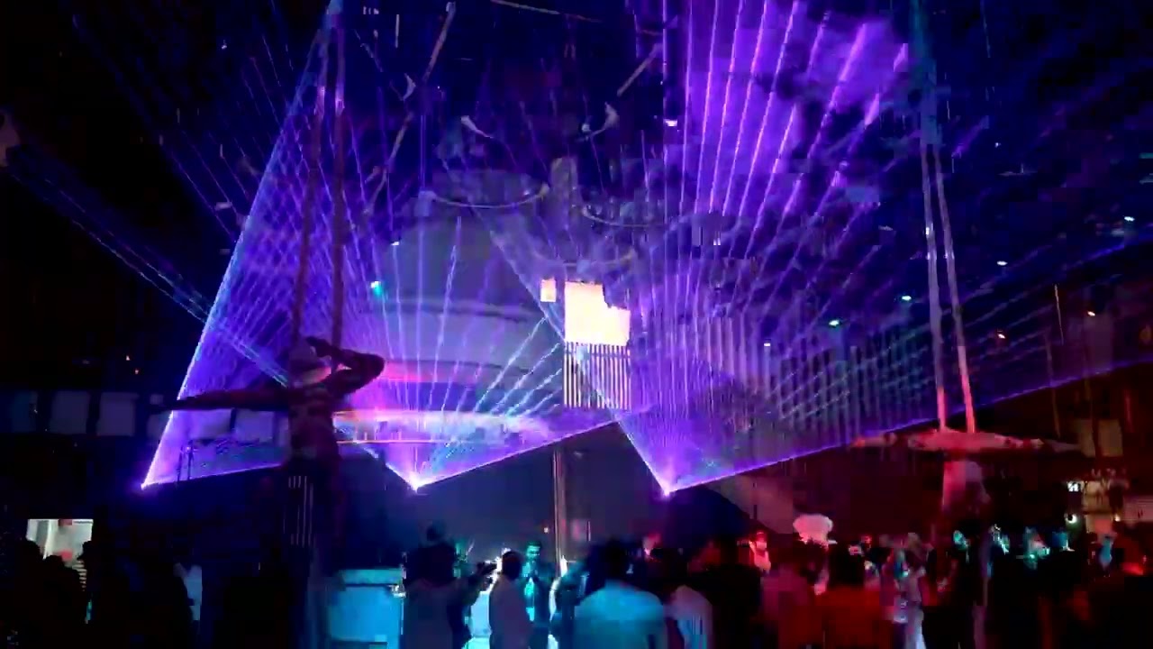 אדם עידן - מופע רקדניות אווירי 2