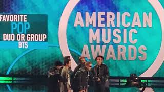 BTS Winning Favorite Pop Duo or Group @ the AMAs 2021 [FANCAM]