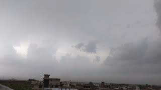 Great Environment Raining.. #RainyDays #CloudyWeathe #NatureVibes #WeatherAdventures