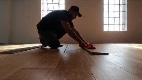 Magnetec - magnetic oak wood flooring for raised access floors systems