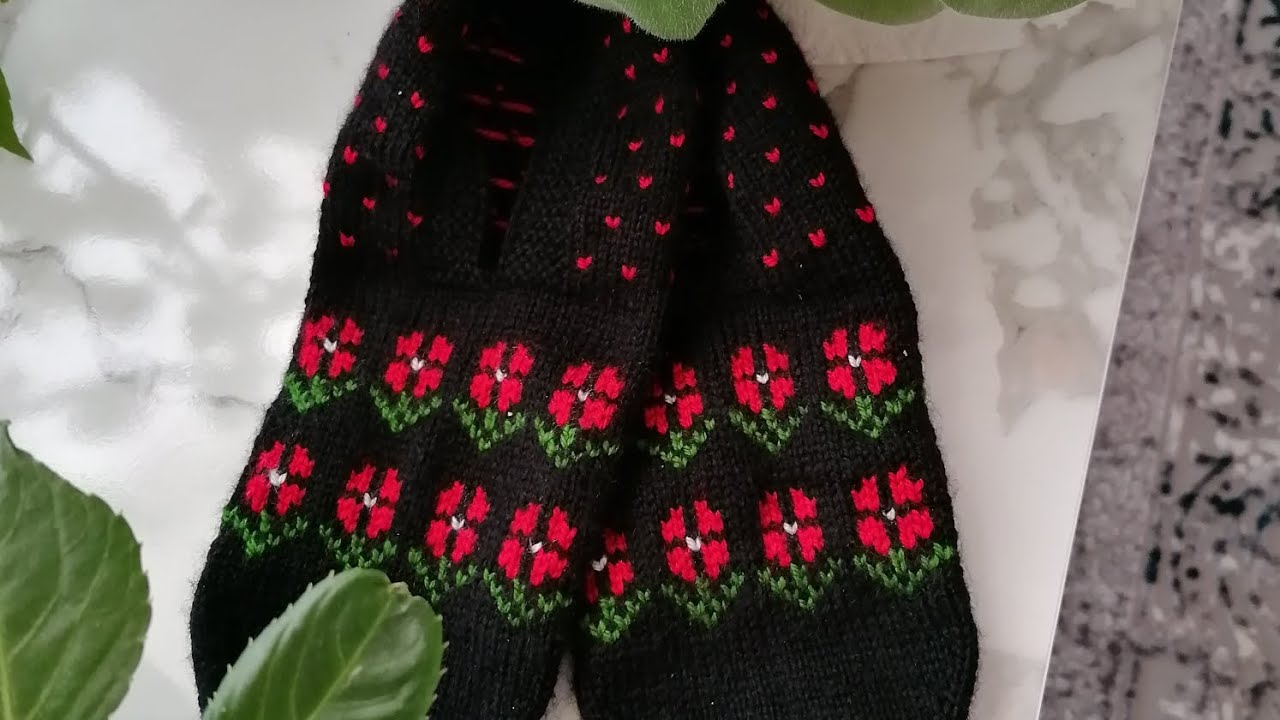 Kır çiçekli çok güzel beşşiş patik modeli