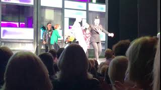 Michelle Visage&#39;s First Curtain Call At Everybody&#39;s Talking About Jamie 18/10/2018