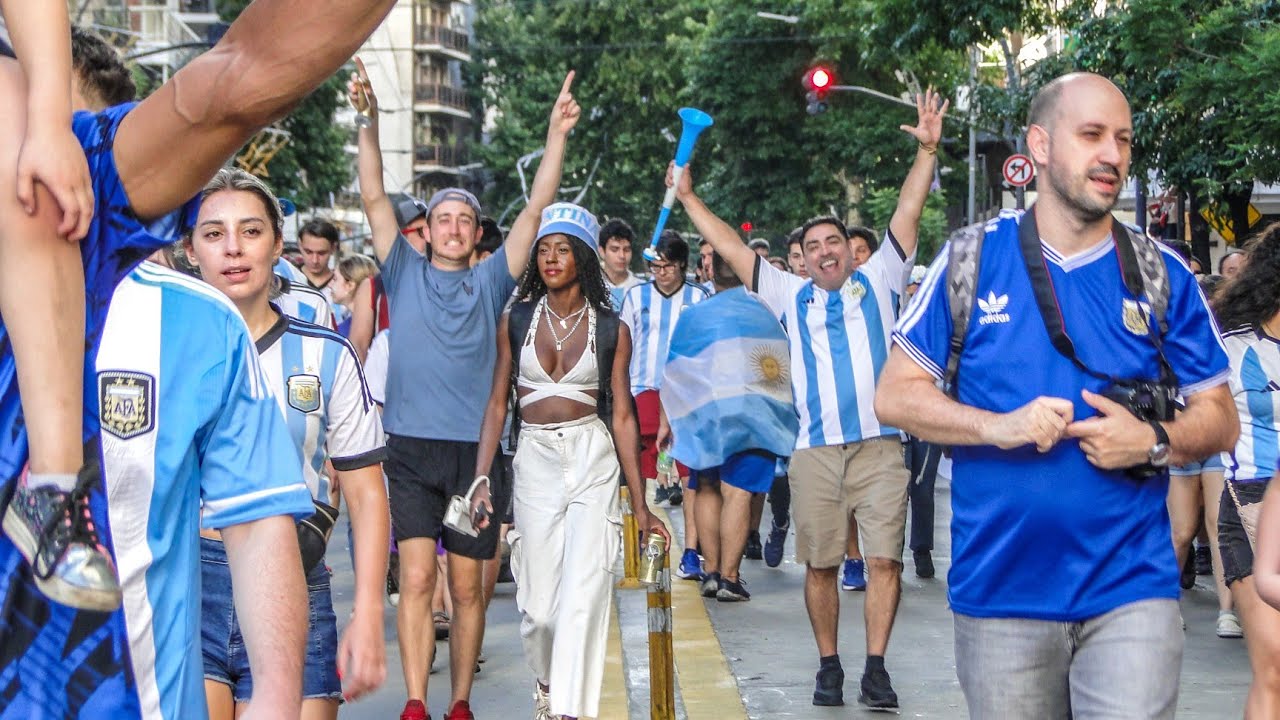 Argentina campeon festejos Recoleta Callao y Santa Fe Buenos Aires Argentina
