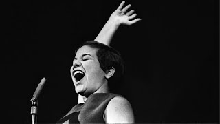 Elis Regina - Como Nossos Pais (a cappela)