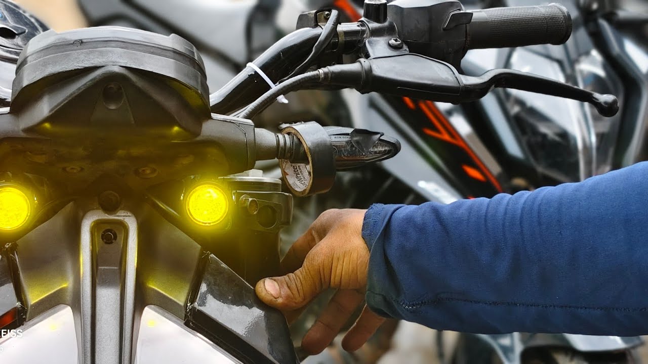 KTM Duke 200 Fitting Mini Fog Lamps _&