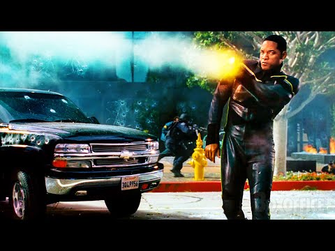 Will Smith è il supereroe più cool | Hancock | Clip in Italiano