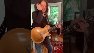 ROBBEN FORD EXPLAINING THE USED OF HIS PEDALBOARDS