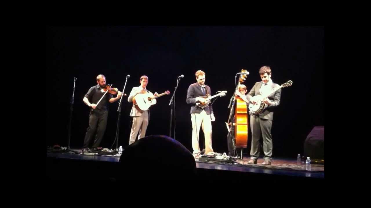 the punch brothers live in Lunel (France) - (Kid A Radiohead) the punch brothers live in Lunel (France) - (Kid A Radiohead)