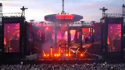 Elo last train to london live