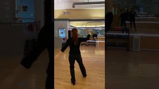 Twinkle brush the floor foxtrot