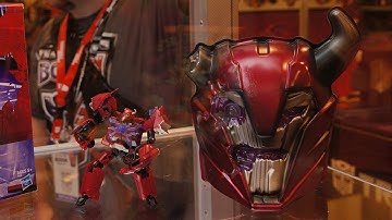 SDCC Transformers Prime "Rust In Peace" Cliffjumper on display at BotCon 2012