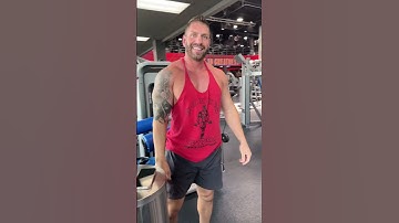 This is the hardest part of the workout - can you relate 😂 #pumpcover #noflexibility