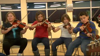 Karonhianonhnha Fiddle Session 2016