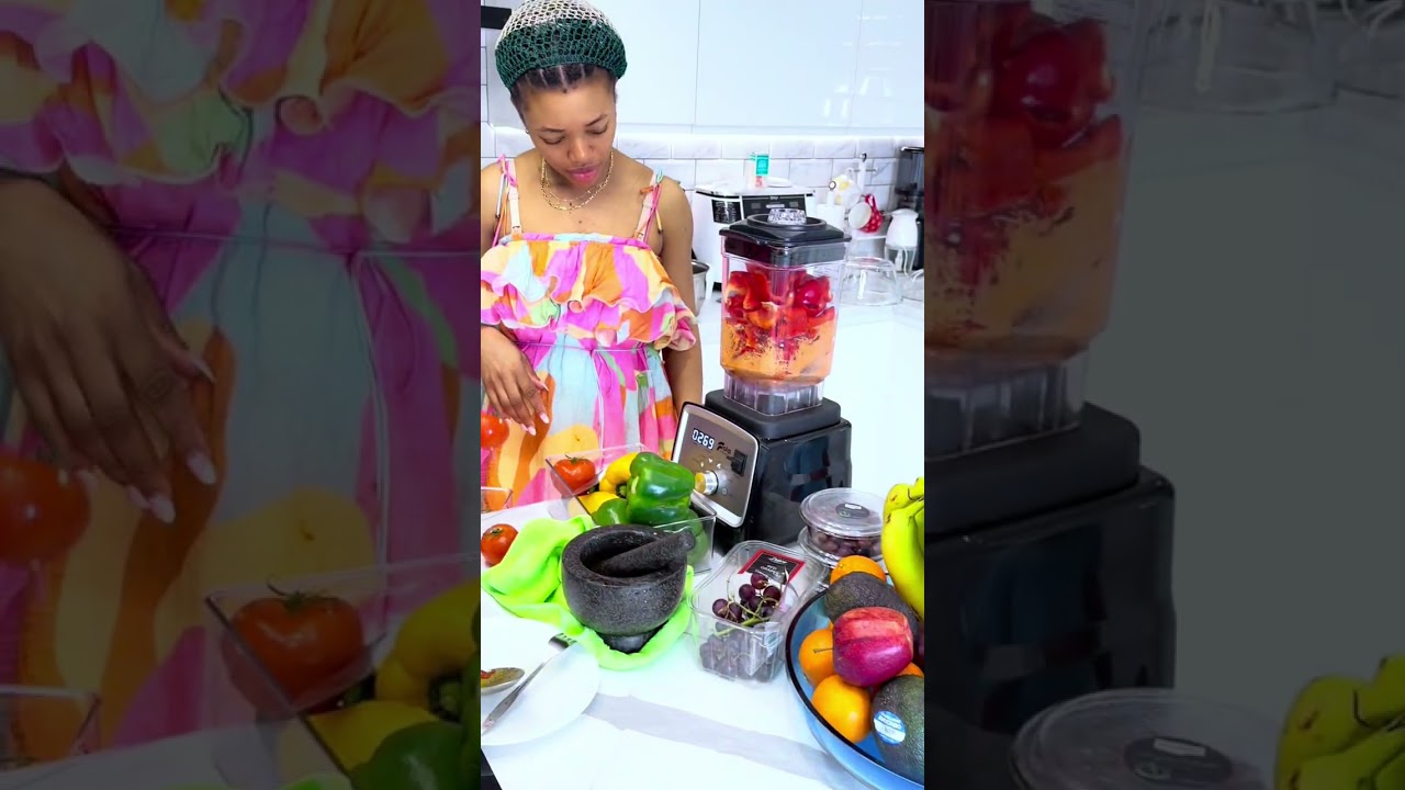 Back where the magic happens, cooking with my mum 2 weeks after putting to bed 👩🏽‍🍳💜