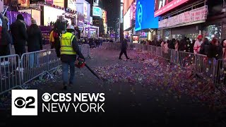 New Year's Eve cleanup in Times Square snarled by snow squall