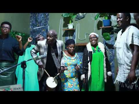 AMAKORASI YA KERA//GITI KIZA CY'UMUZABIBU//BIKEM WA YESU.MAMA BELISE MUZEHA AKAGOMA NABANDI