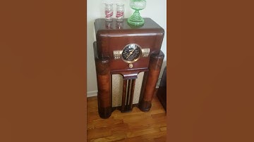 "Zenith" Cabinet  Radio~ Model 7S-363 ~ Manufactured in 1939