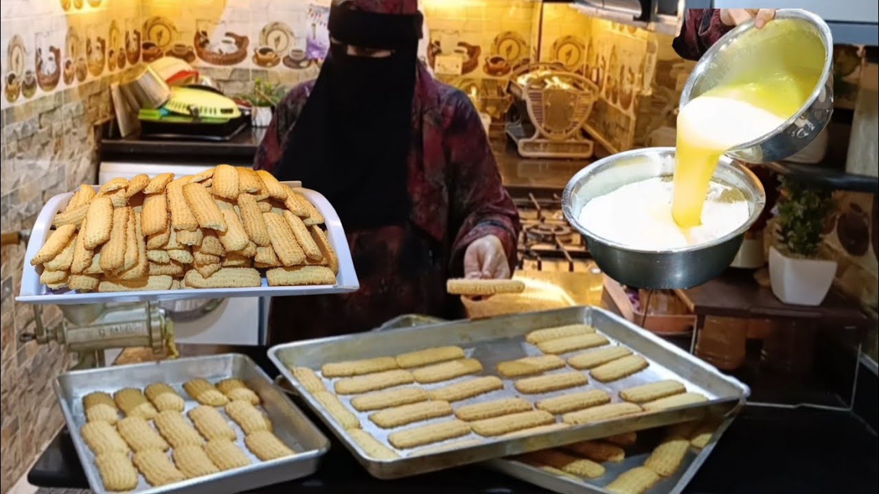  بدل ما تعملي صينيه كيك تعالي بنفس المكونات هنعمل 4 كيلو بسكويت كيلو ونص دقيق بالكوبايه وبالجرام 