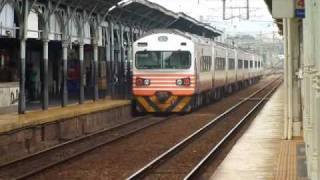 1020次自強號台中車站發車