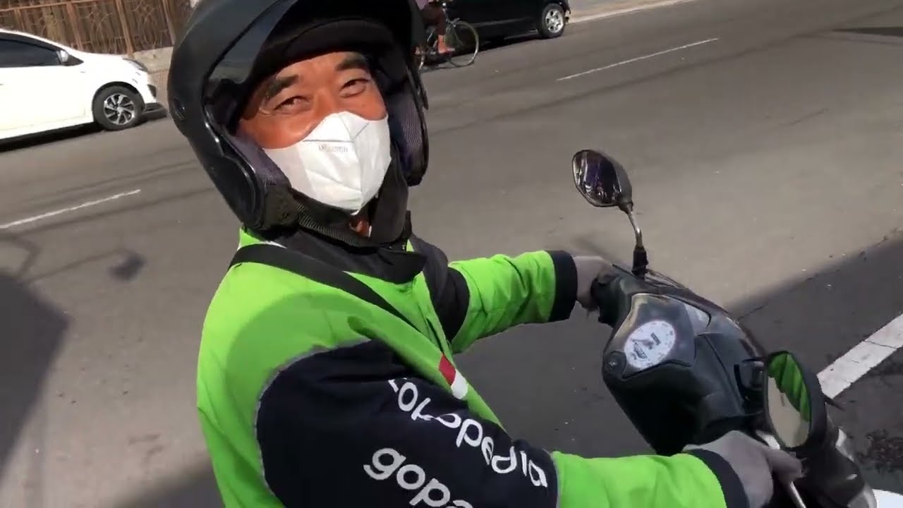 Serba Serbi Transportasi Online