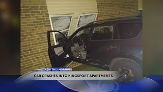SUV crashes into Kingsport apartment building