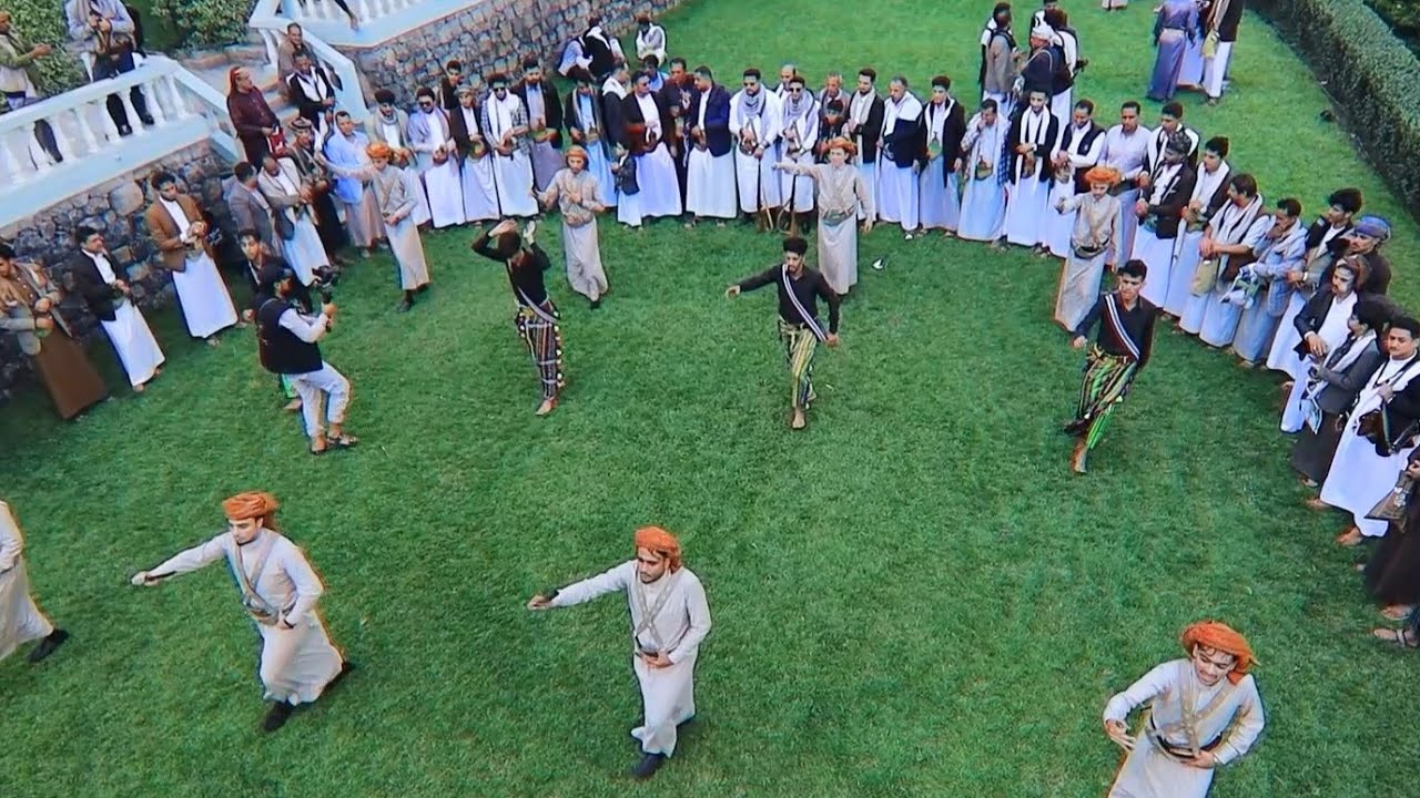 اليمن | وتحديدآ | محافظة إب | تحتفل | بـ مراسيم أوبريت أعراس | ال جليميد | للعريسين بليغ و خطاب