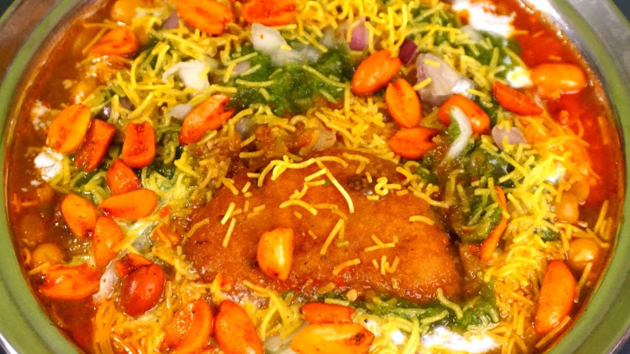 Mumbai Famous Street Food Ragada Pattice | Ragda Patties Recipe | Patties Chaat | India Home Cooking