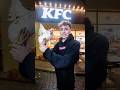 KFC o 23:30 vs 10:30! 🍗