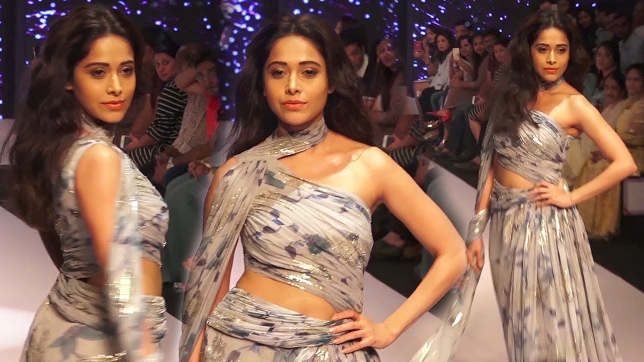 Nushrat Bharucha H0T Ramp Walk @ Bombay Times Fashion Week 2019 entertainment weekly ซับไทย