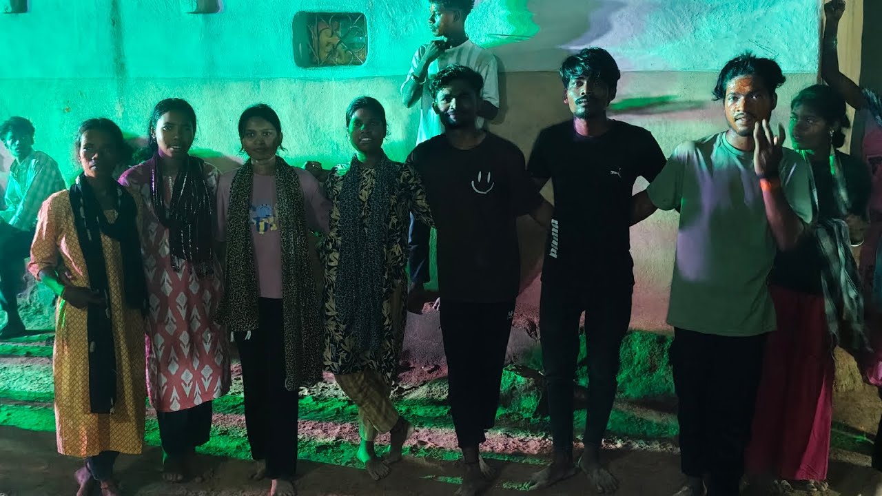 Gav manikpur ka dance group 😆❤️😁 hamre gav aisa hi rhata hai 😆 kon kon aye the  Comment karna 🙏😁